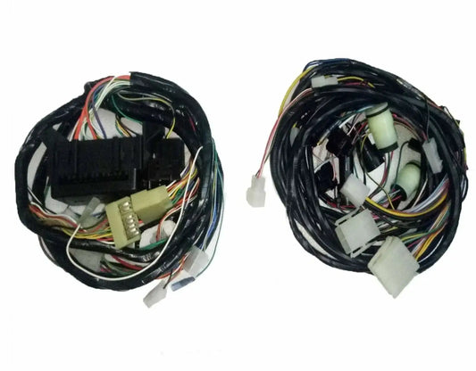 Automotive wiring harness loom with multi-wire connectors and plugs, black cable bundle