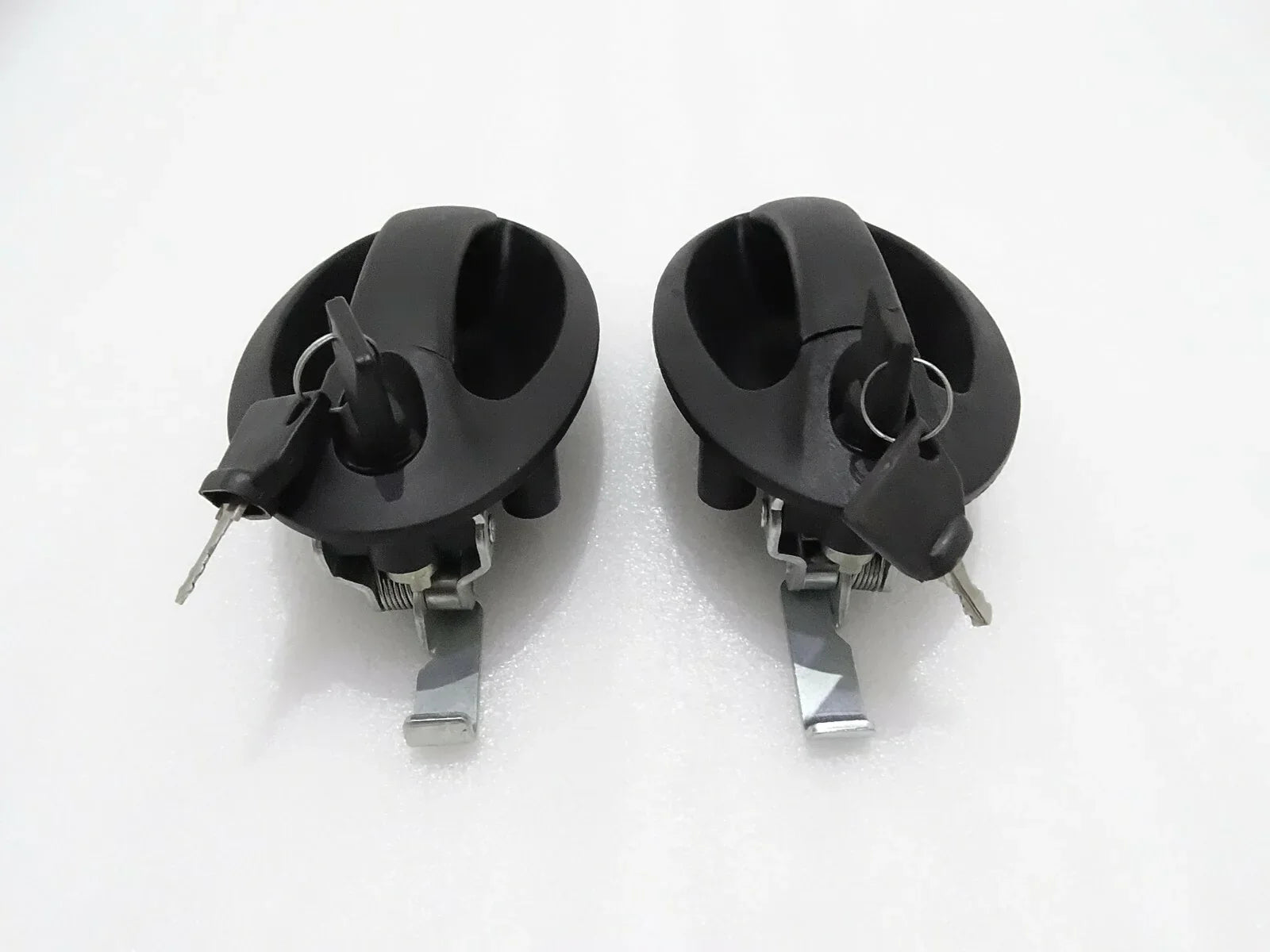 JCB 3CX 4CX lever set door handle, durable black plastic, designed for heavy machinery use