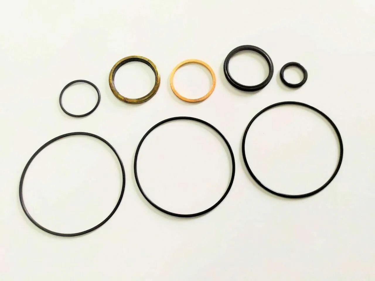 Steering control seal kit with assorted circular O-rings and gaskets