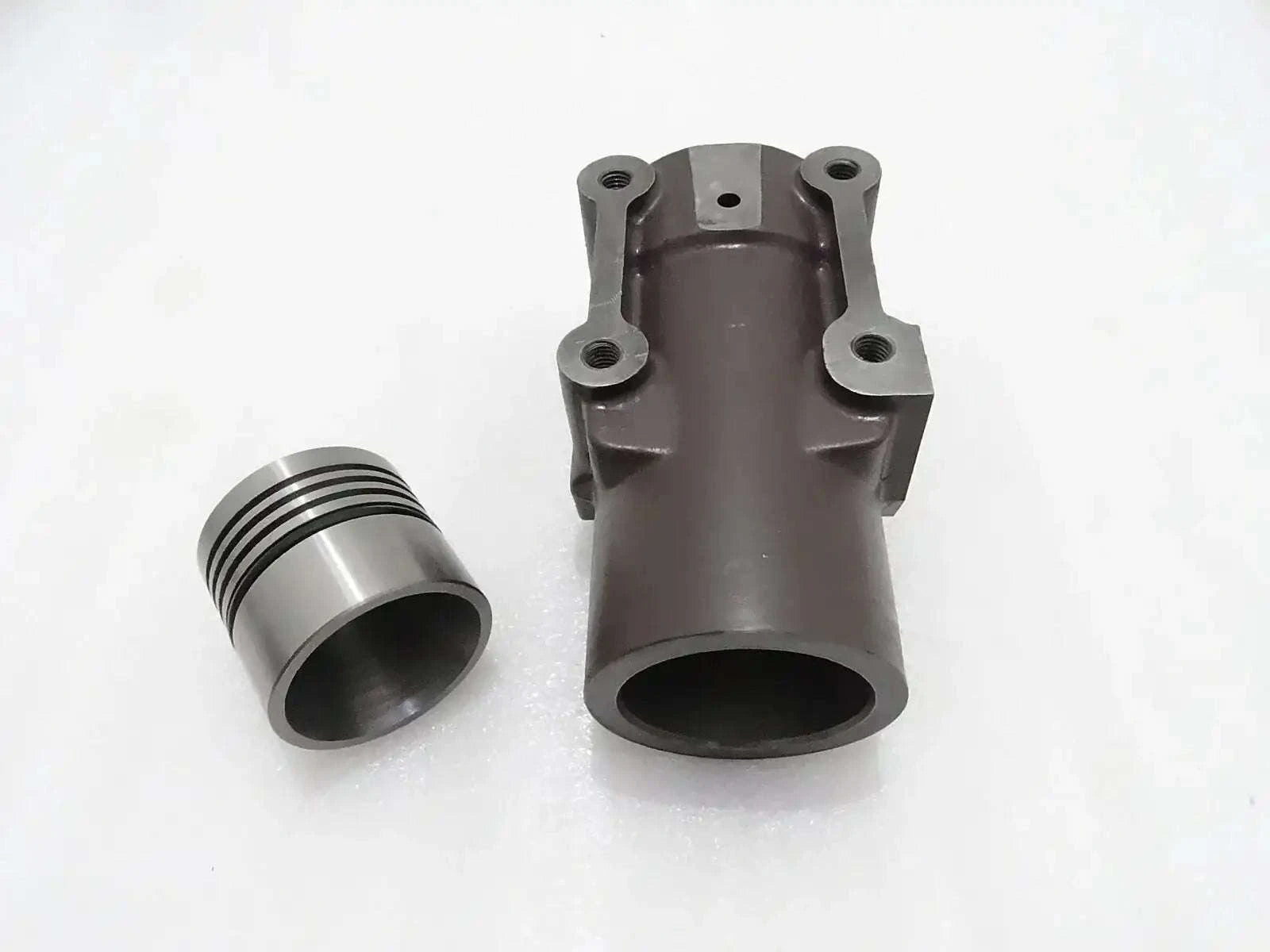 MASSEY FERGUSON ram cylinder with piston sleeve, metal, round ports