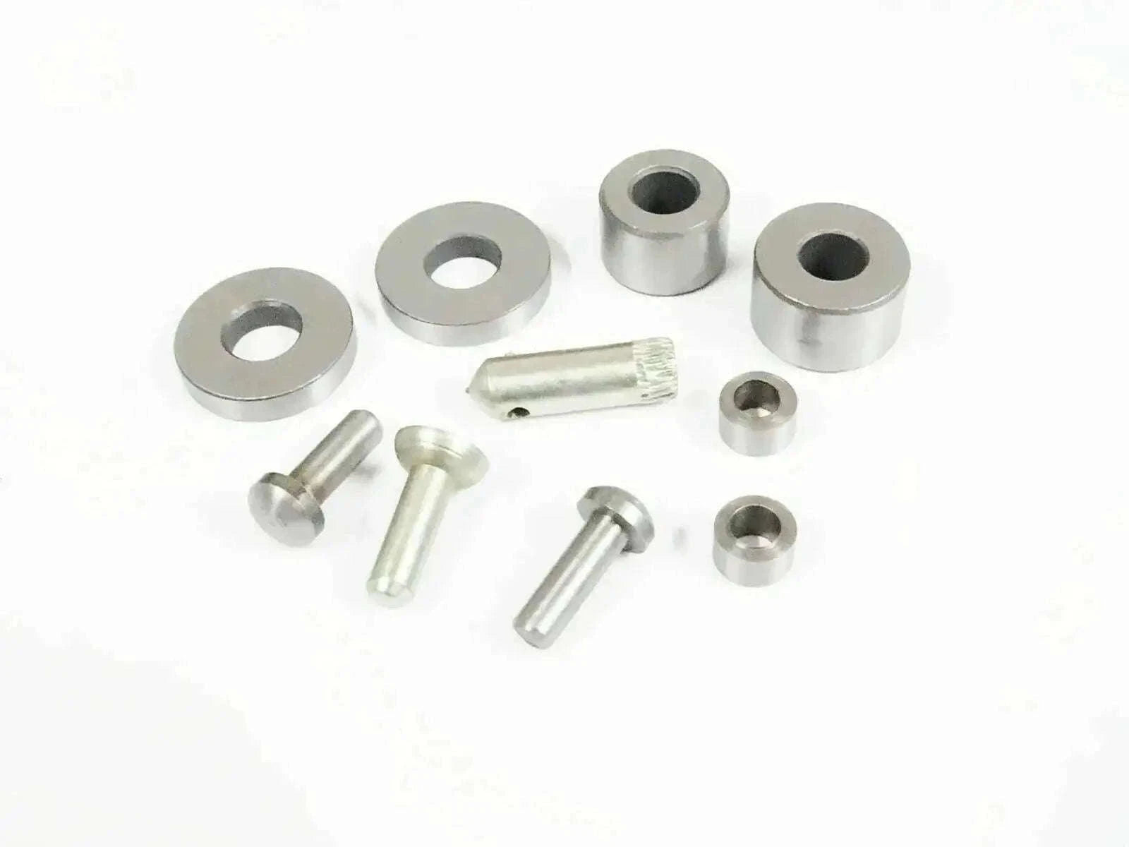 Massey Ferguson Hydraulic roller and pin kit for tractors