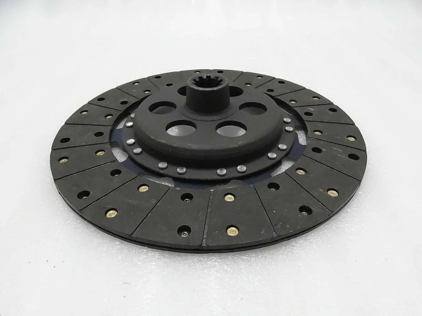Black clutch plate for Massey Ferguson model, durable material with multiple friction surfaces for optimal performance