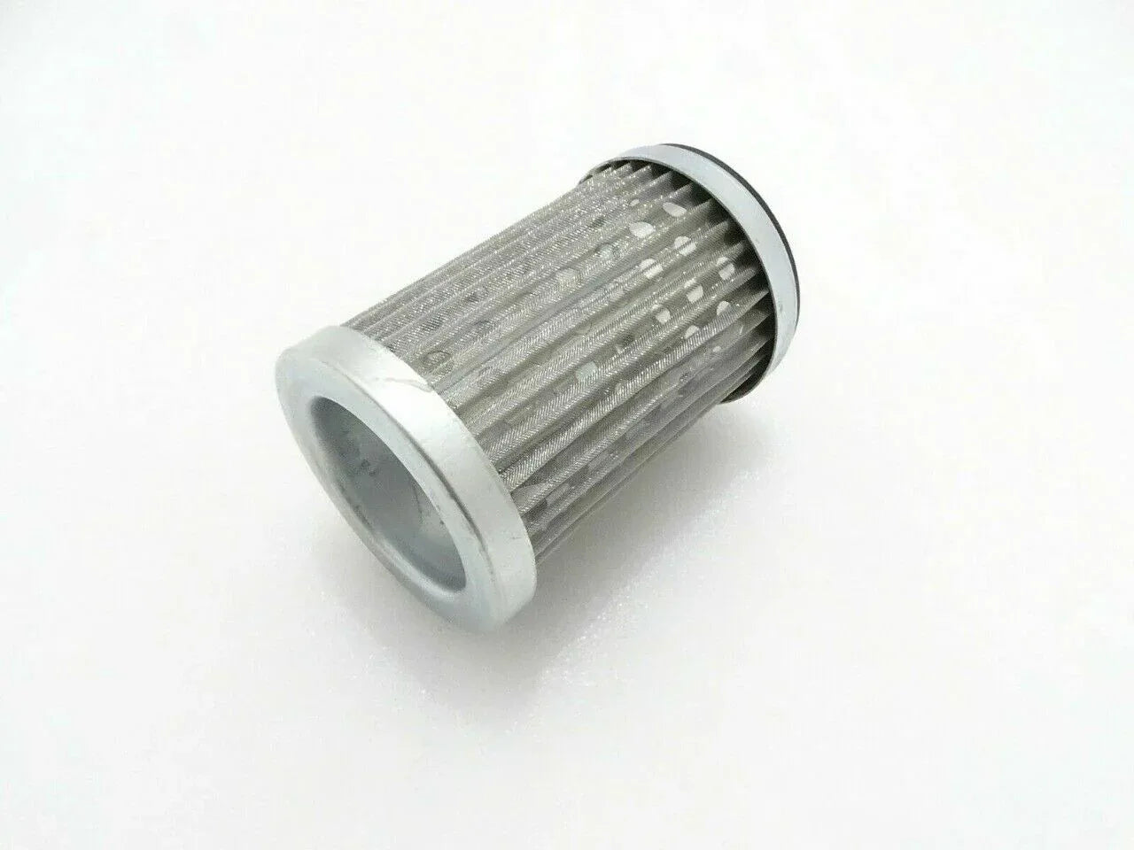 Hydraulic filter cartridge with metal end caps and pleated filter element