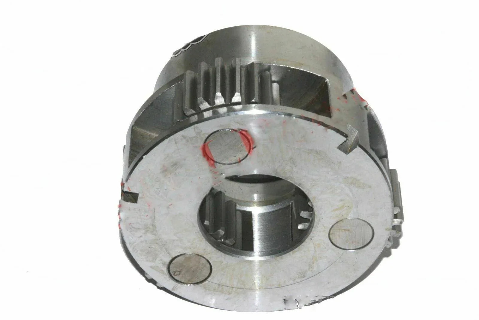 Metal epicycle gear carrier unit with central spline hub and mounting tabs