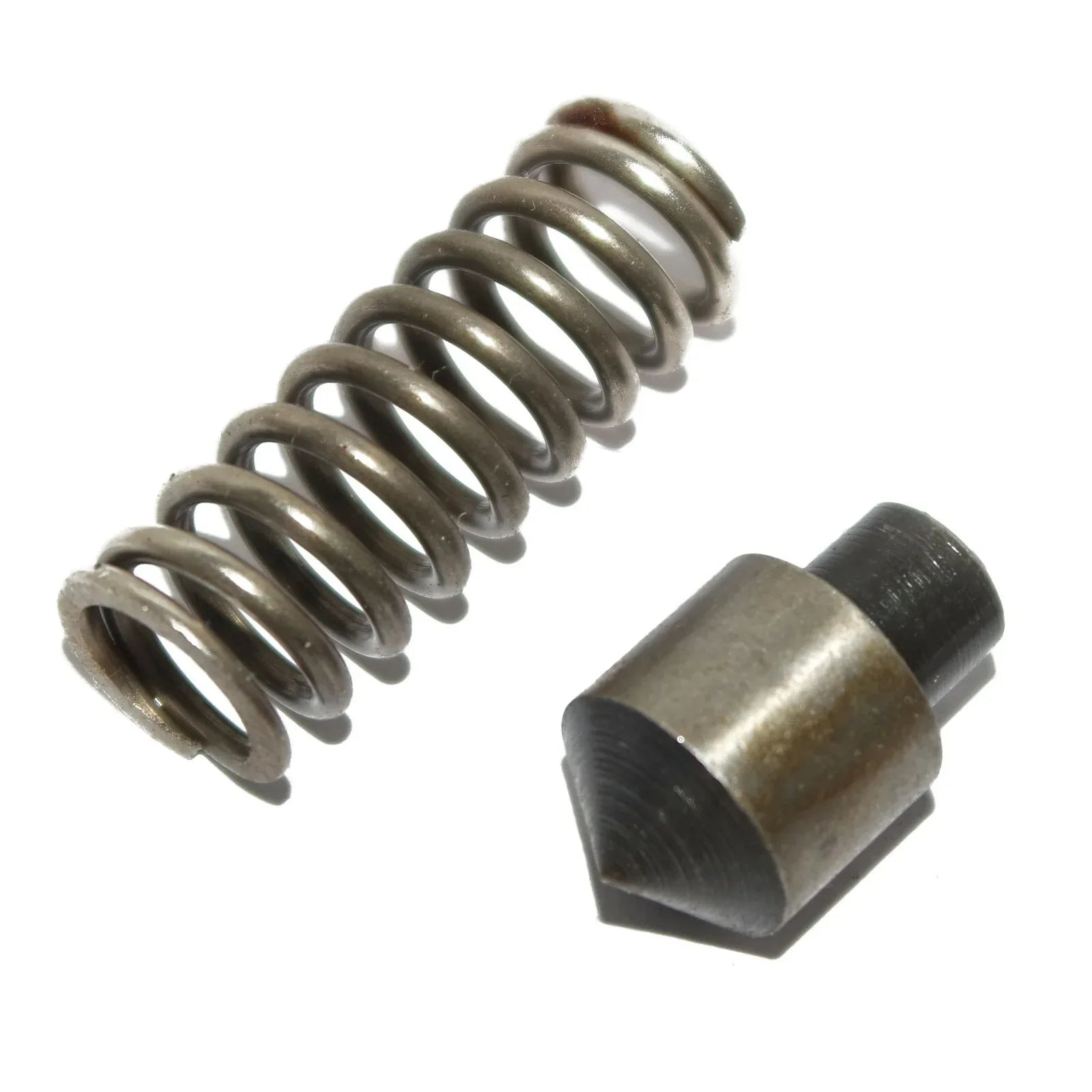 Plunger set for Massey Ferguson model, includes steel spring and metal plunger for tractor maintenance