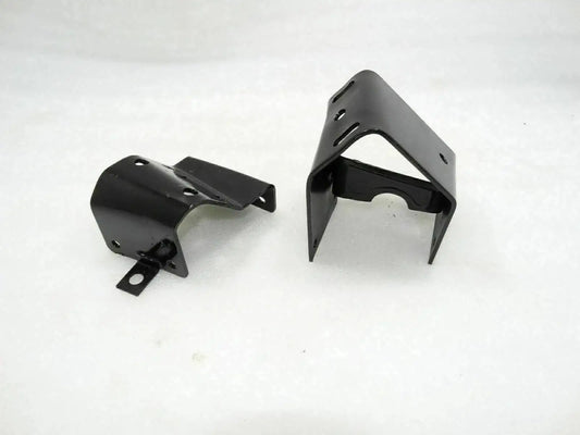 Engine foundation plate for Jeep engine, black metal mounting brackets