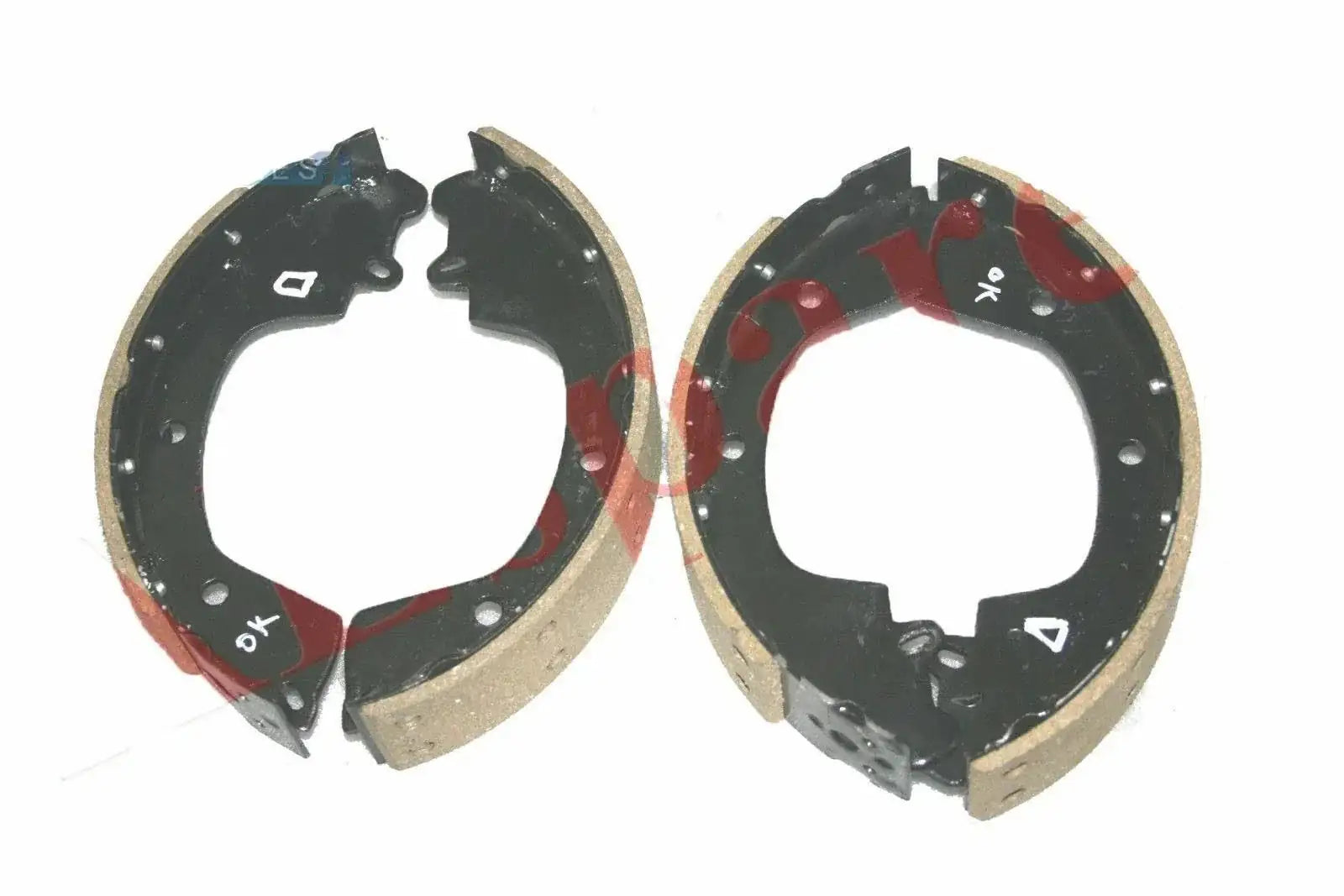 Brake shoe set of 4 with black friction linings and metal backing plates