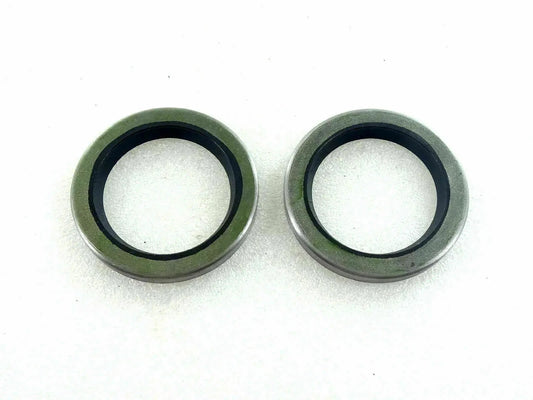 Front wheel hub seal set with two round rubber seals and metal rings