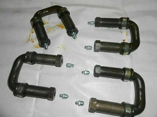 Heavy-duty U shackle kit with dark steel shackles and mounting bolts