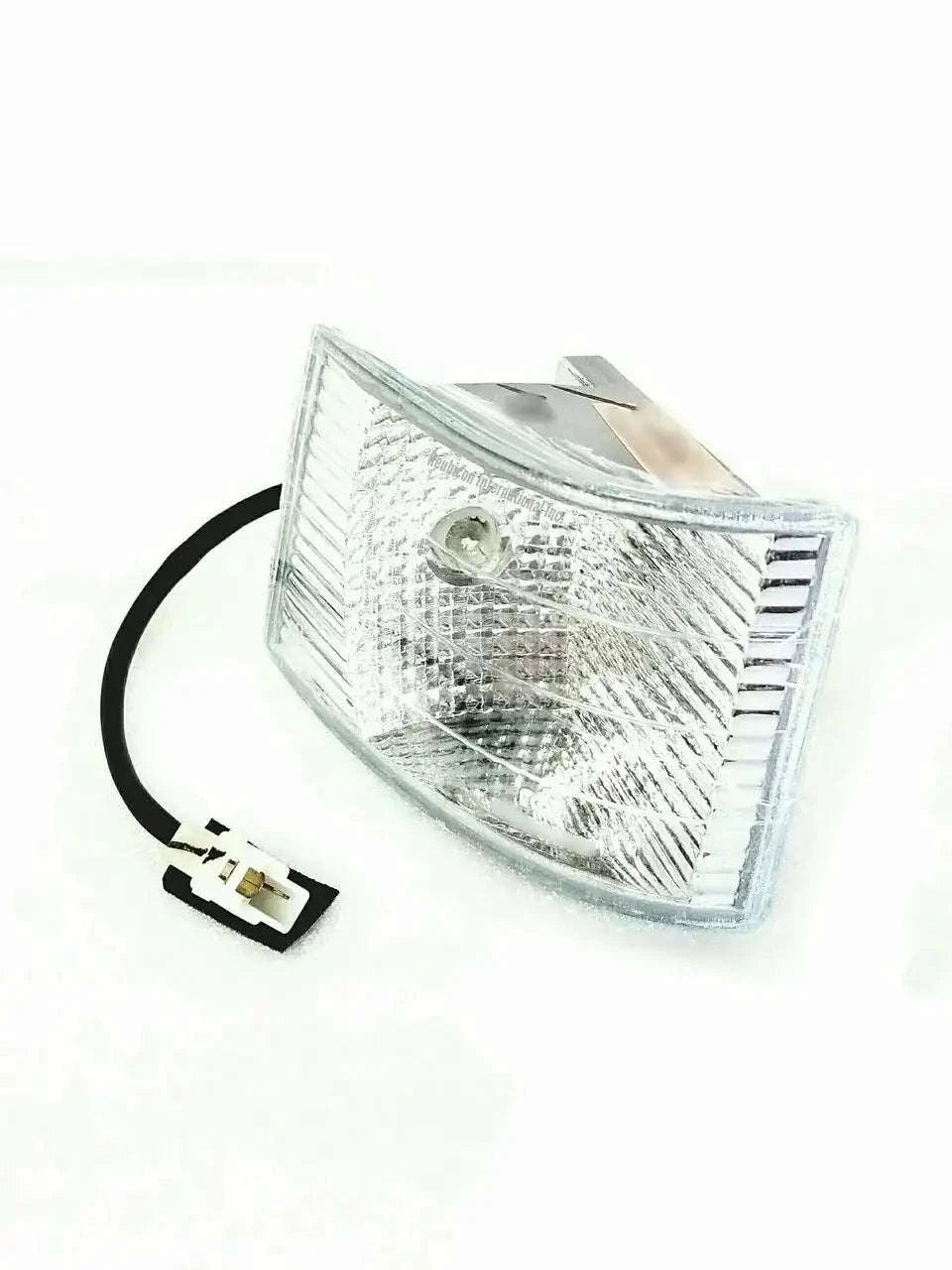 Front parking lamp with clear lens and wiring plug, chrome housing