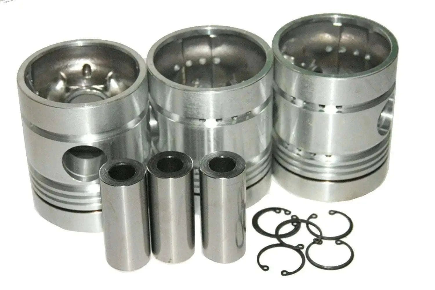 Piston kit with pistons and piston rings, metal engine rebuild parts