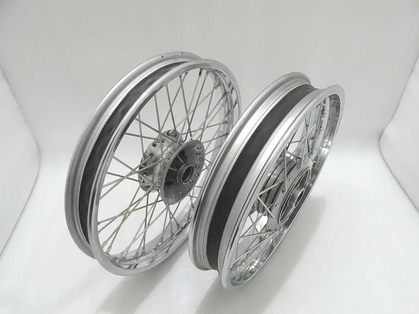 Royal Enfield wheel rim set, aluminum, for durable motorcycle performance and style