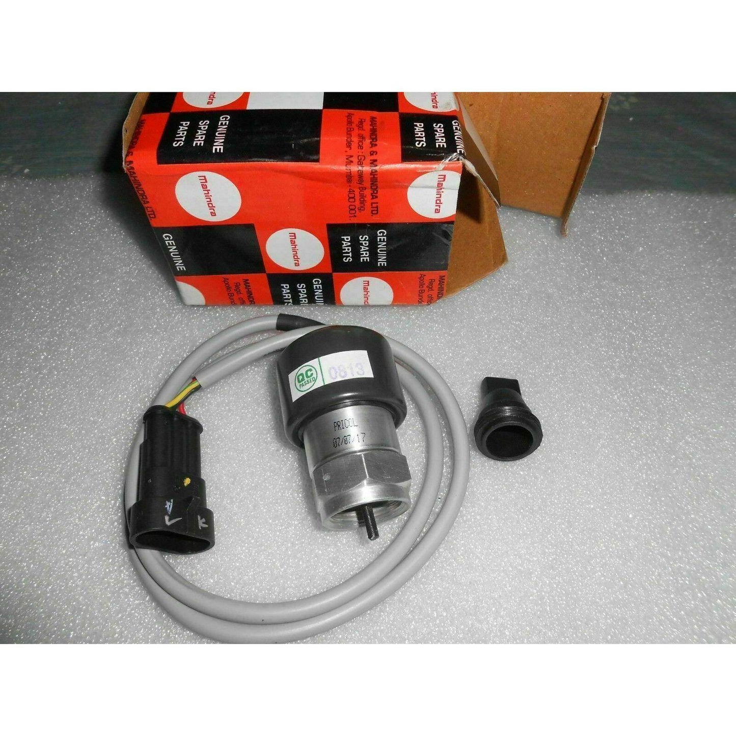 GENUINE SPEED SENSOR MAHINDRA SCORPIO GOA NEF 2.6 MAHINDRA GOA PICKUP CRDe 2.5 - StellerGear