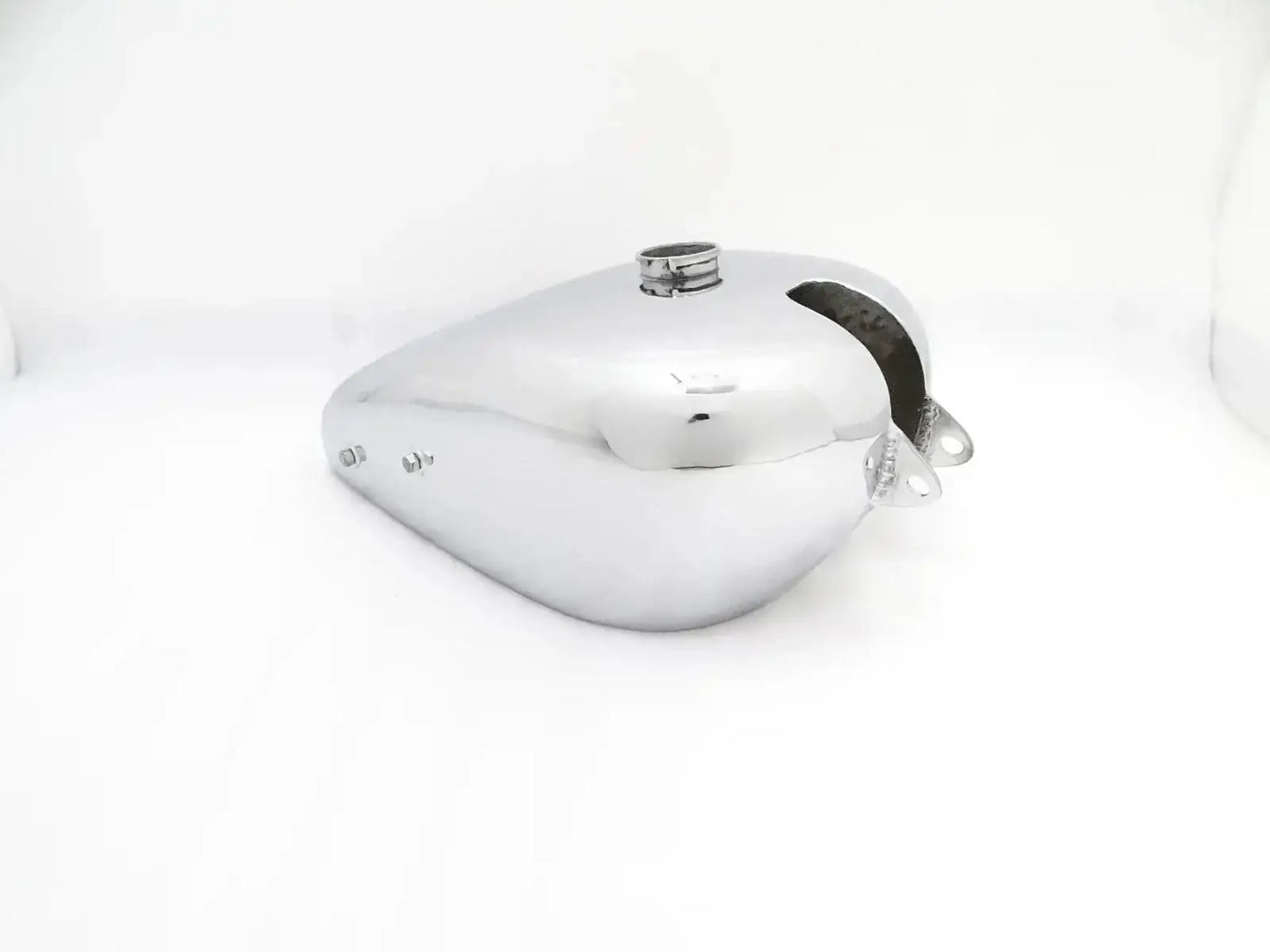 LEVIS 1938-1939 MODEL CHROME PETROL TANK (REPRODUCTION) - StellerGear