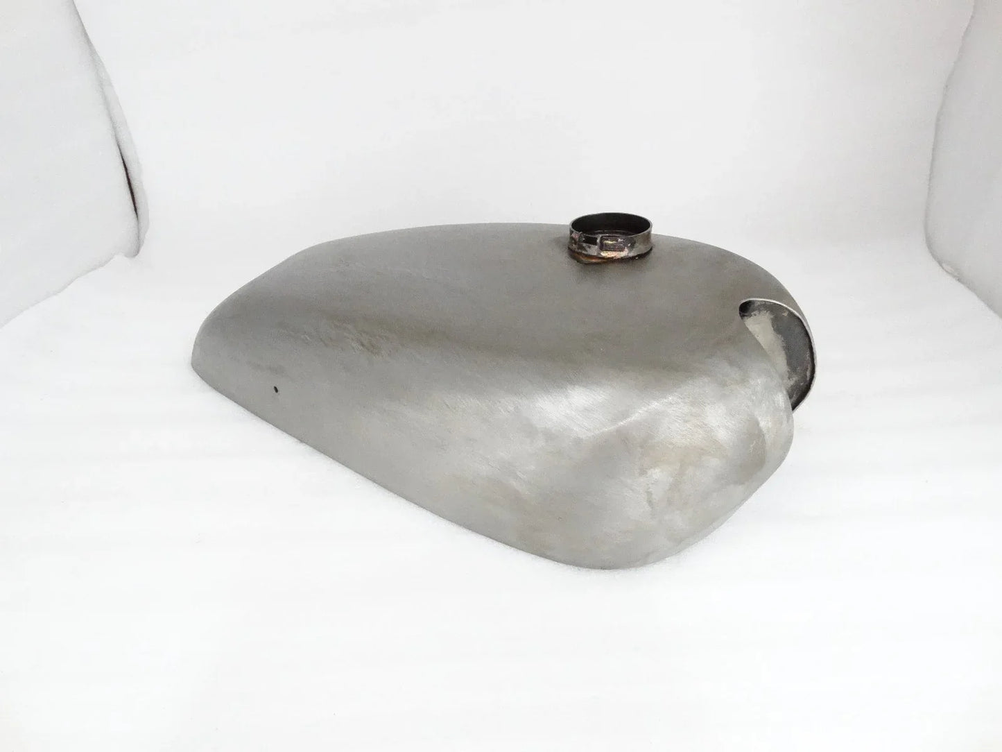 VINTAGE NORTON MODEL 18 RAW PETROL TANK 1930's - StellerGear