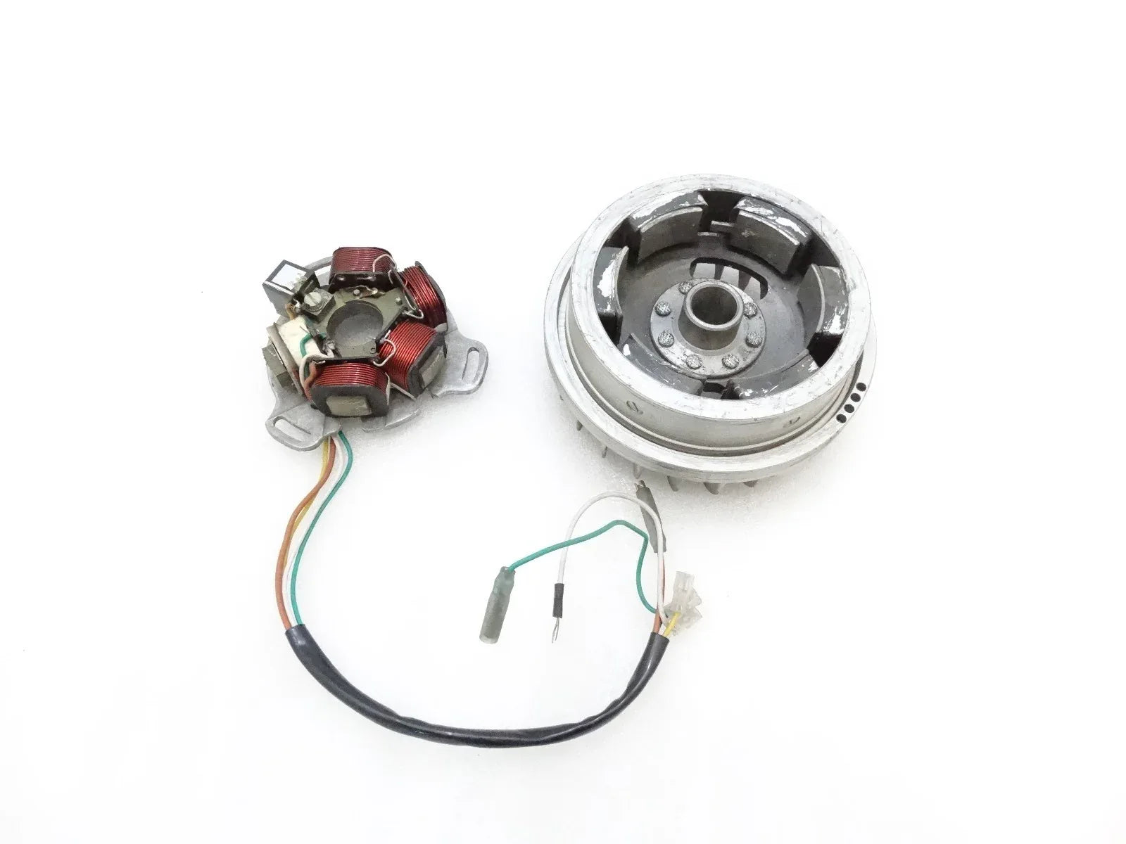 LAMBRETTA GP 200 FLYWHEEL/MAGNETO STATOR ASSEMBLY - StellerGear