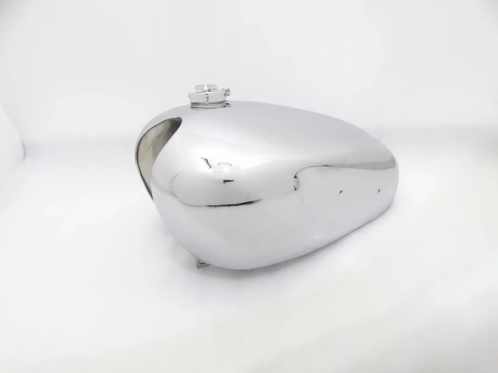 NORTON DOMINATOR MODEL 7 CHROME PETROL TANK WITH CAP WITHOUT OIL GAUGE - StellerGear