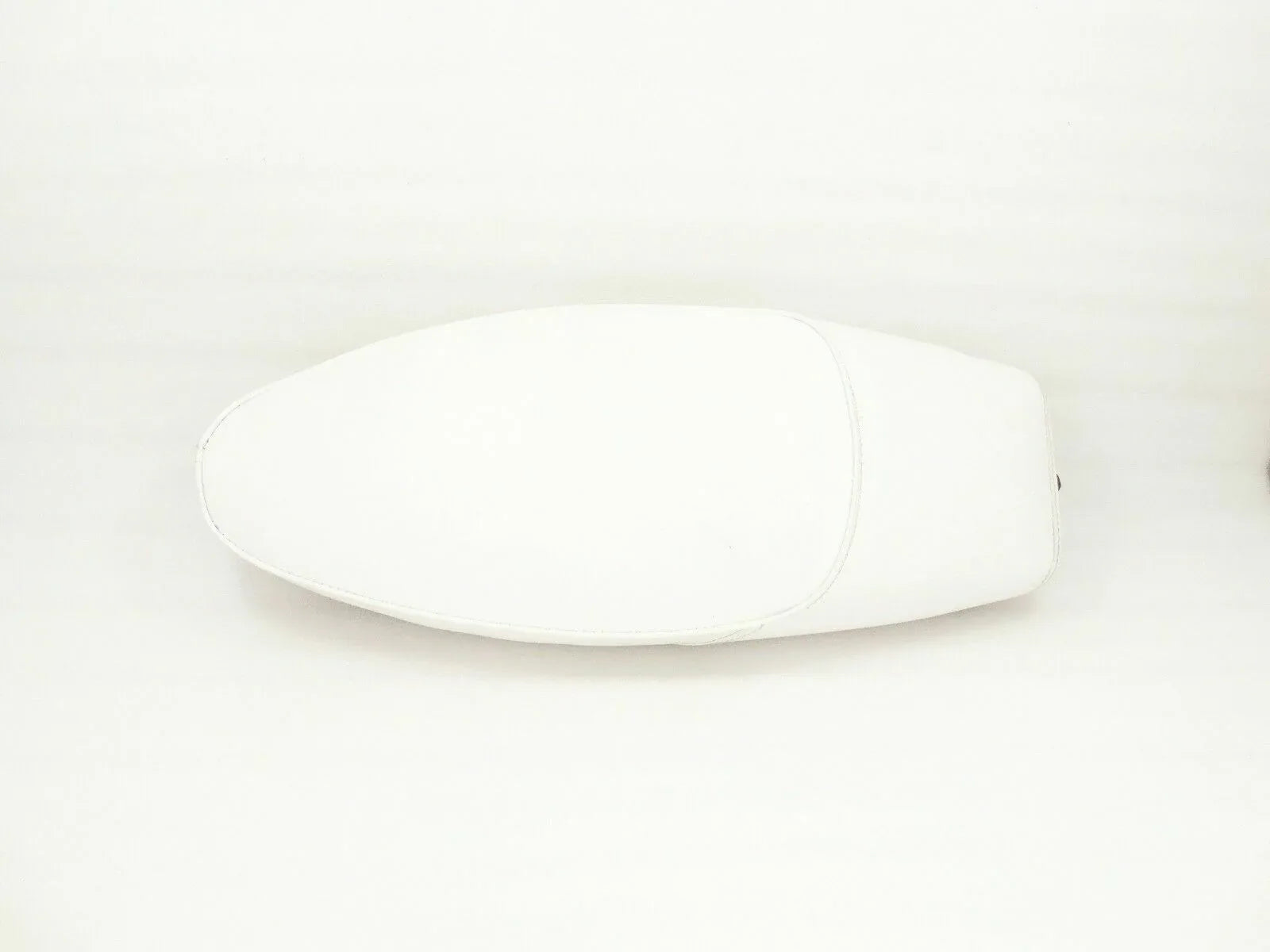 VESPA V50 SPECIAL SADDLE/SEAT (WHITE) - StellerGear
