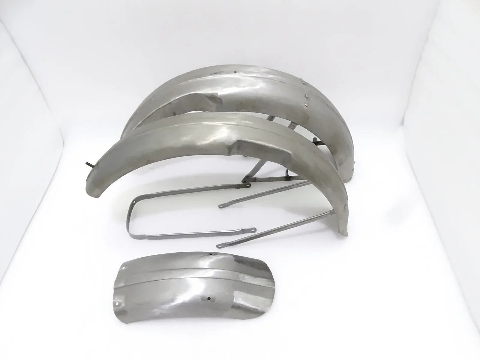 TRIUMPH 5T T100 SPEED TWIN FRONT & REAR WITH STAYS MUDGUARD 1938-47 - StellerGear