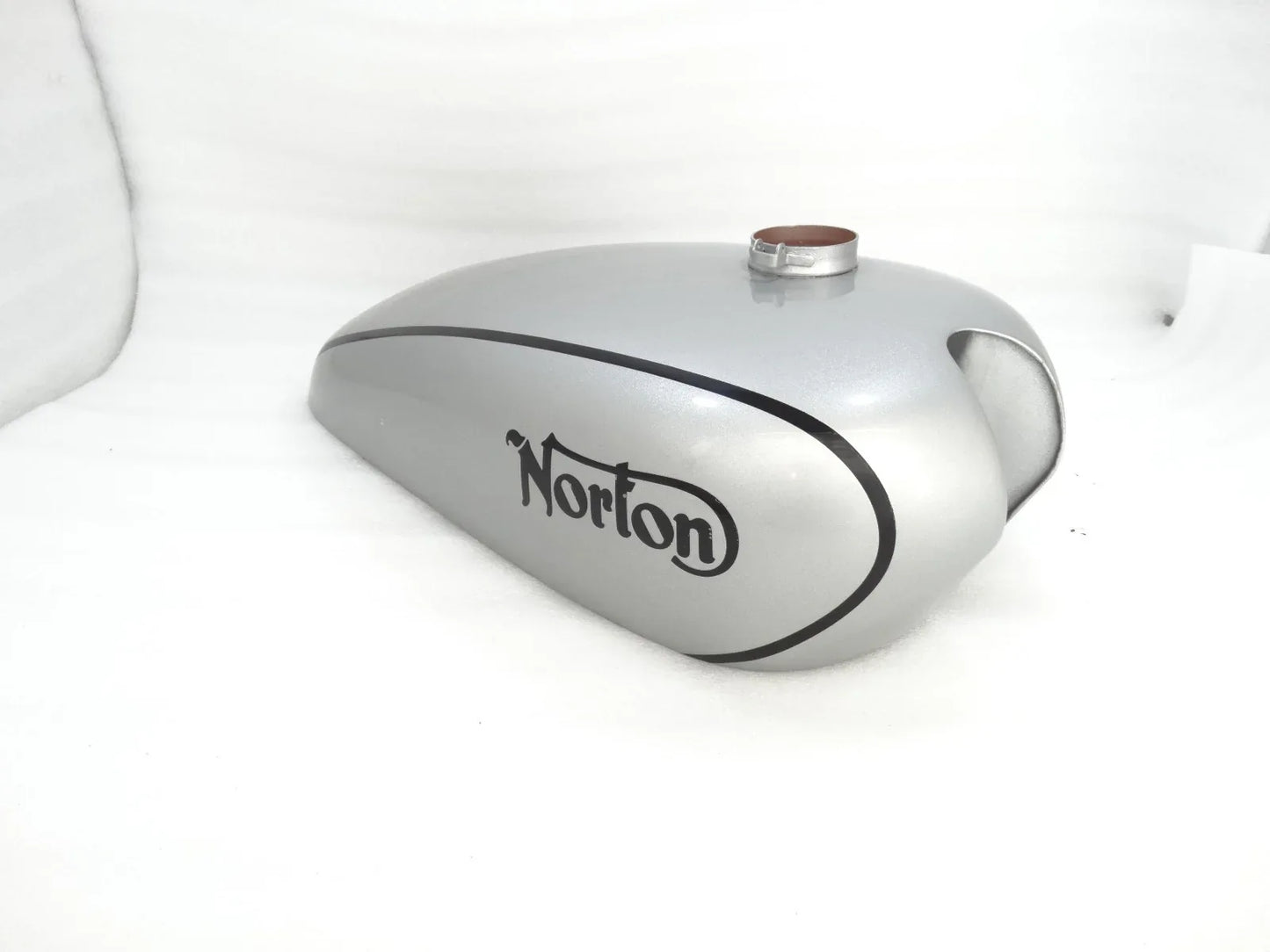NORTON MODEL 18 SILVER PAINTED PETROL TANK 1930's (REPRODUCTION) - StellerGear