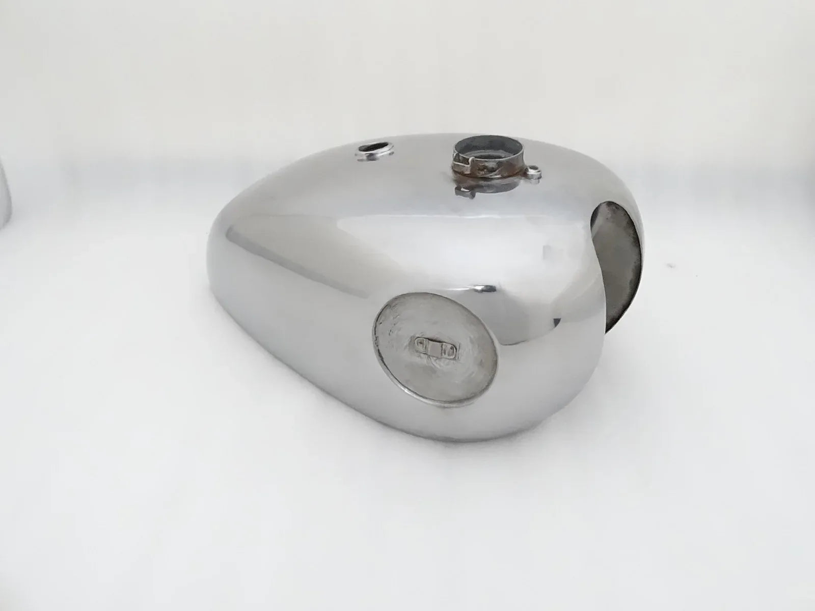 BSA GOLDSTAR POLISHED RAW STEEL PETROL TANK - StellerGear