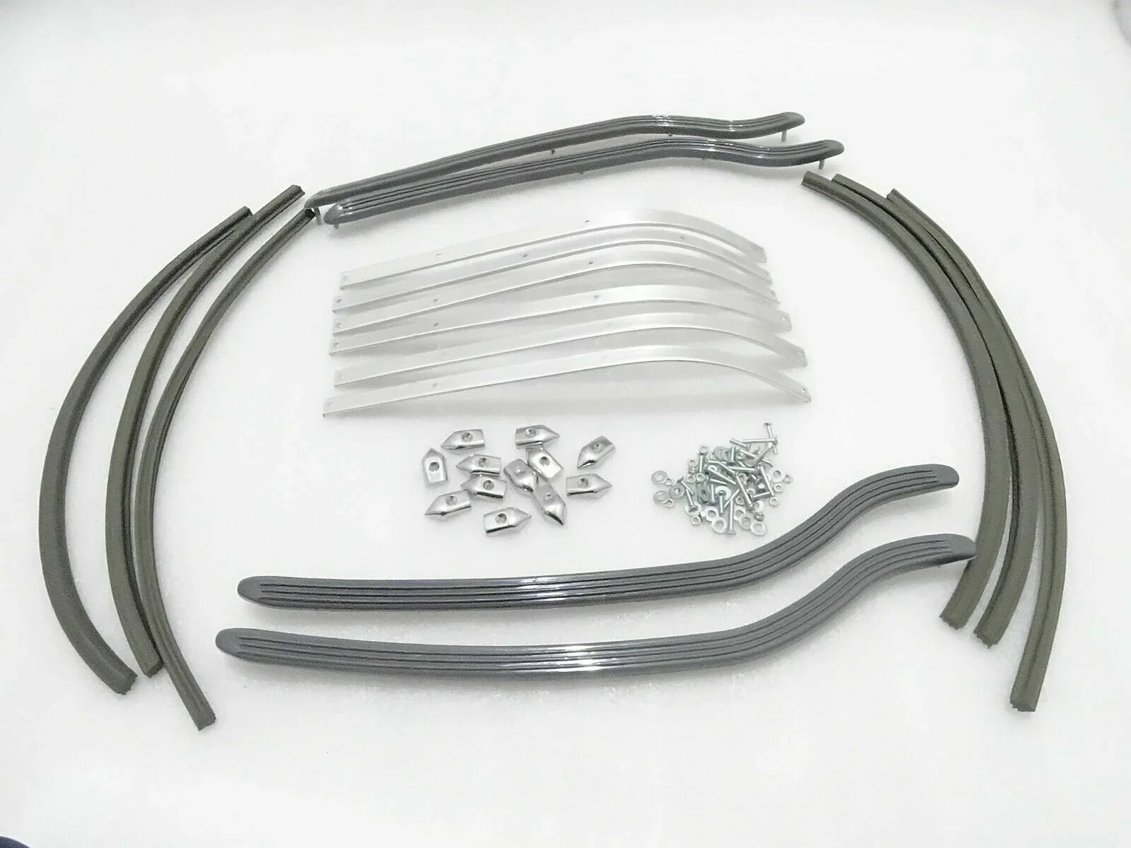 LAMBRETTA LI Floor Runner Alloy Channels,Rubbers & End Caps Kit - StellerGear