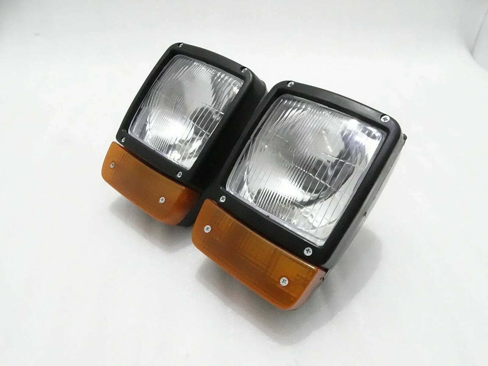 JCB BACKHOE DUMPERS FRONT HEADLIGHT WITH H4 BULB & INDICATOR ASSEMBLY PAIR - StellerGear