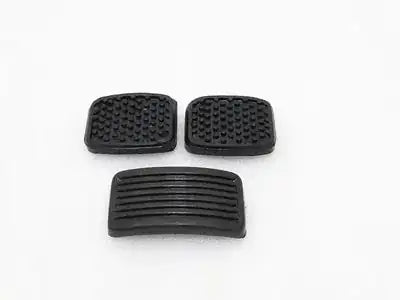 SUZUKI SAMURAI GYPSY PEDAL RUBBER SET BRAKE CLUTCH ACCELERATOR - StellerGear