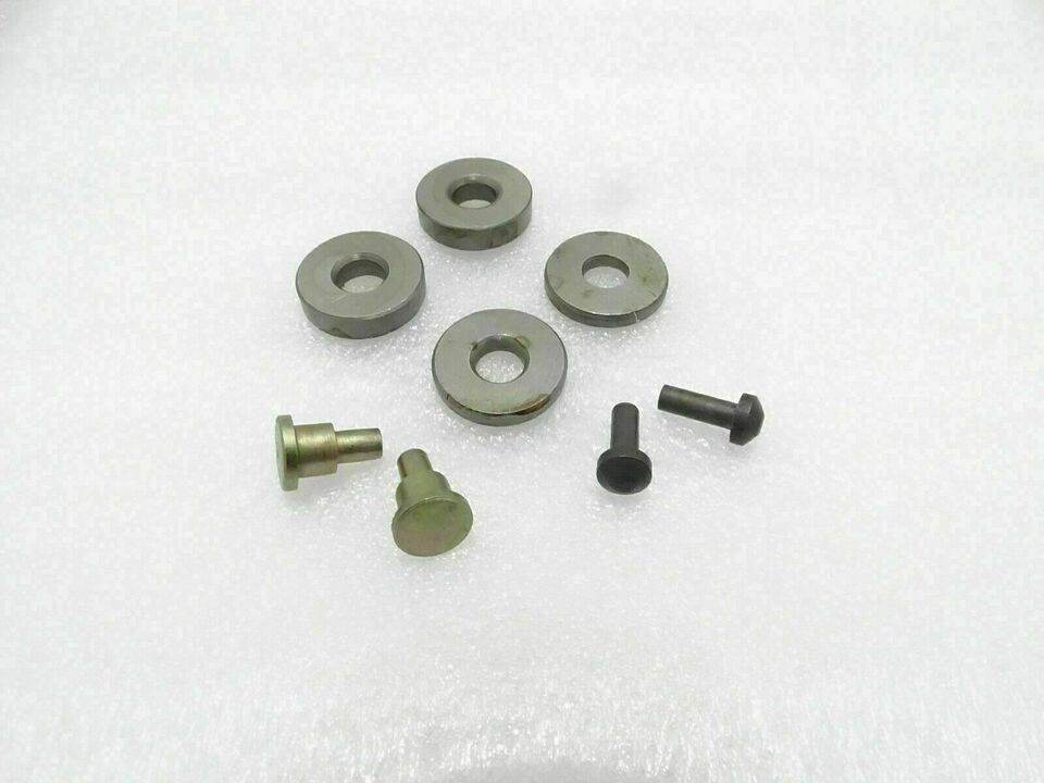 NEW MASSEY FERGUSON 35,135,65,165,765 HYDRAULIC ROLLER AND PIN SET - StellerGear