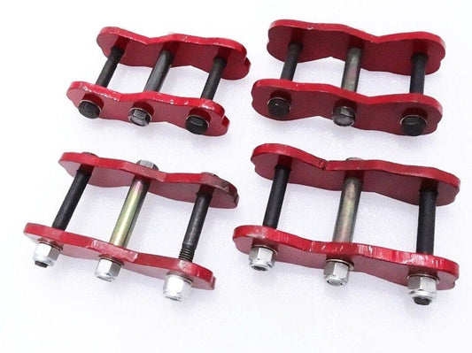 Suzuki Samurai body lift shackle set in red, ideal for enhancing vehicle height and stability