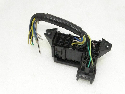 Suzuki Samurai Fuse Box with Wires and Connectors for Electrical System Management
