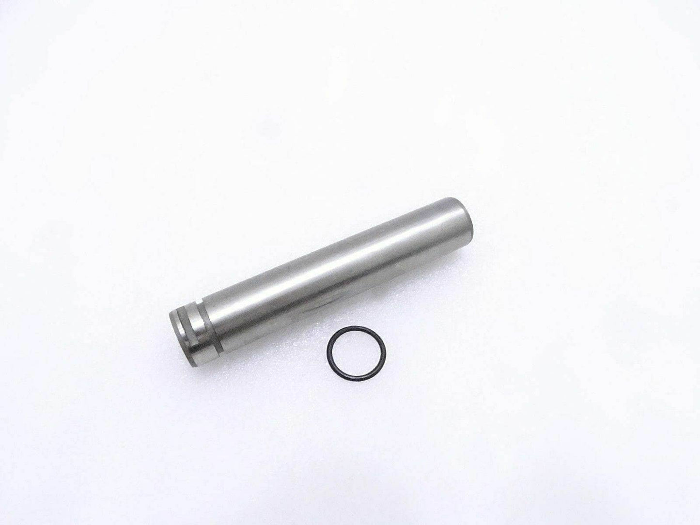 Suzuki Samurai Gypsy transfer case counter shaft made of durable metal with an O-ring