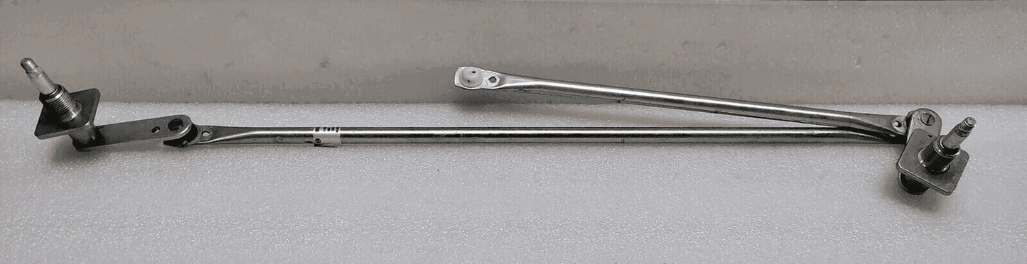 Suzuki SUPER CARRY Wiper Linkage for Efficient Windshield Wiping Performance