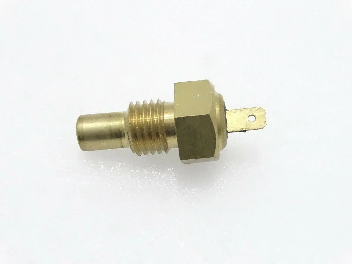 Brass water temperature meter sensor for tractors, essential for monitoring engine temperature