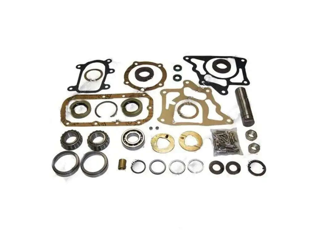 Transfer case overhaul repair kit with intermediate shaft, gaskets and seals set