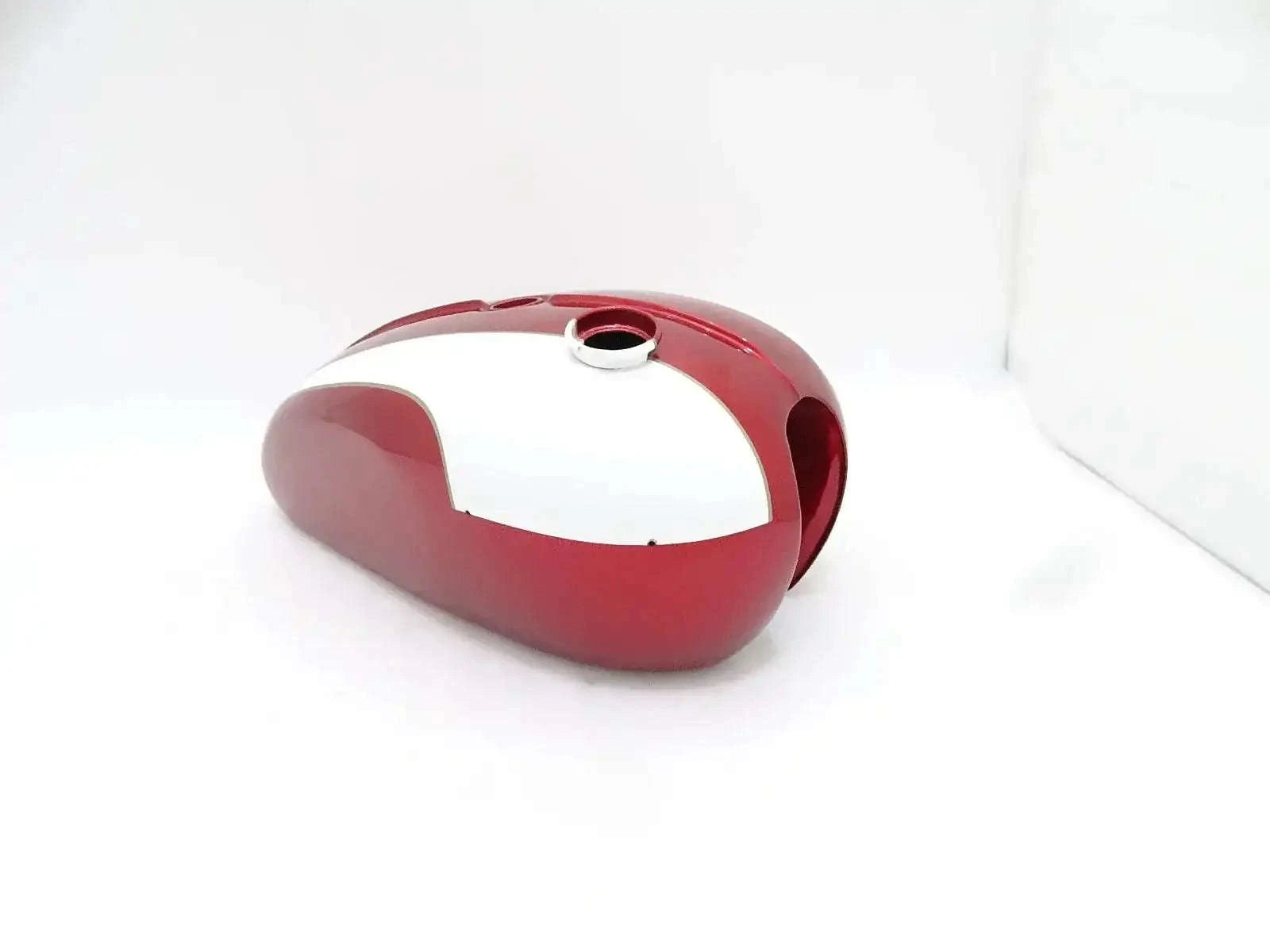 TRIUMPH T120 OIF PAINTED STEEL FUEL TANK 1971 AND ONWARDS - StellerGear