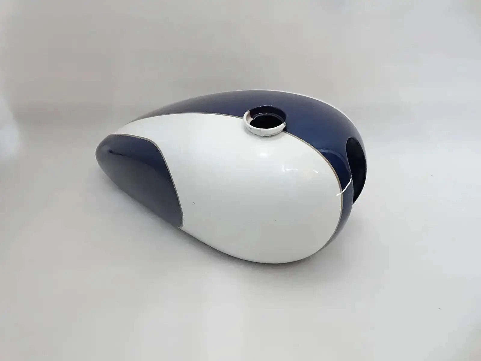 TRIUMPH T150 TRIDENT BLUE PAINTED PETROL TANK - StellerGear