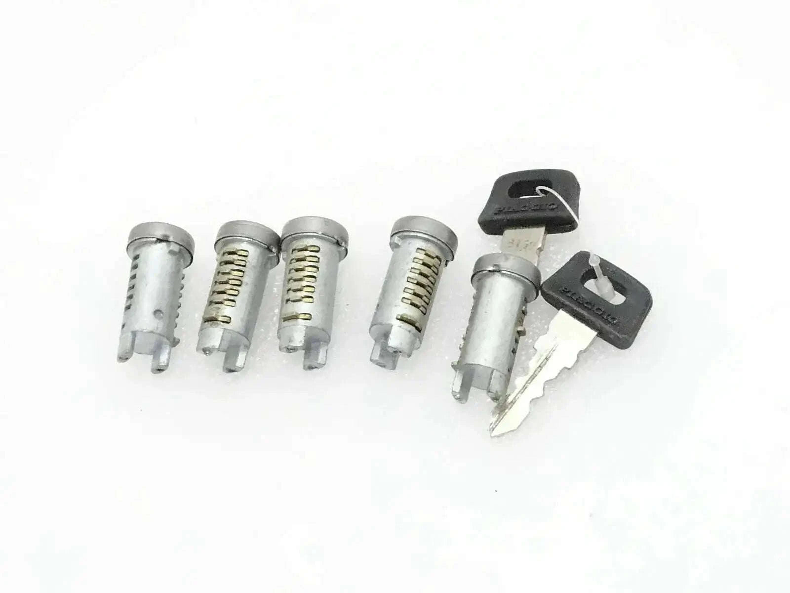 VESPA SET OF 5 LOCK SET PX, LUSSO, T5, PK - StellerGear