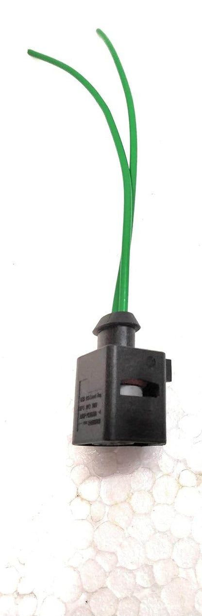 Volkswagen Vento fuel injector harness with green wires for optimal engine performance