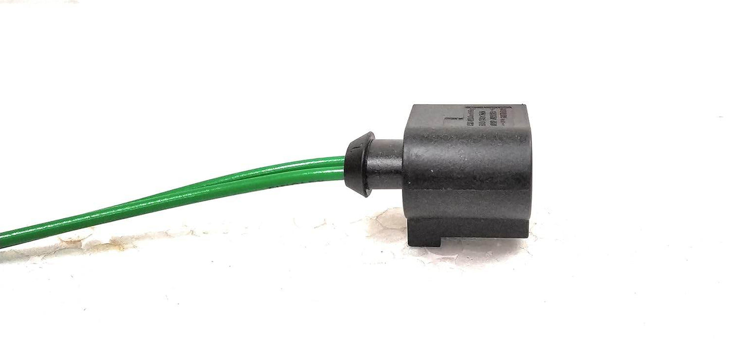 Volkswagen Vento fuel injector harness with durable connector and green wiring for reliable performance