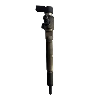 Aftermarket VW 1.6 TDI fuel injector with precision nozzle for optimal engine performance