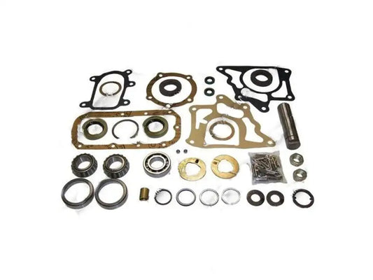 Transfer case overhaul repair kit with intermediate shaft, gaskets and seals set