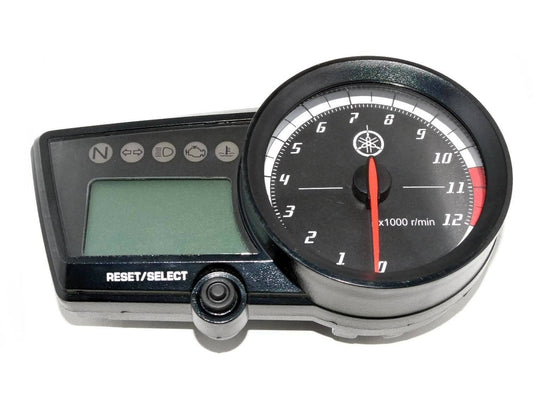 Yamaha YZF R15 instrument cluster gauge with analog and digital displays for accurate readings
